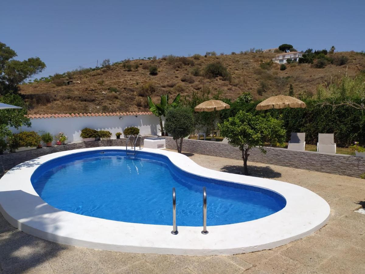 Villa Candela En Benajarafe Piscina Privada מראה חיצוני תמונה