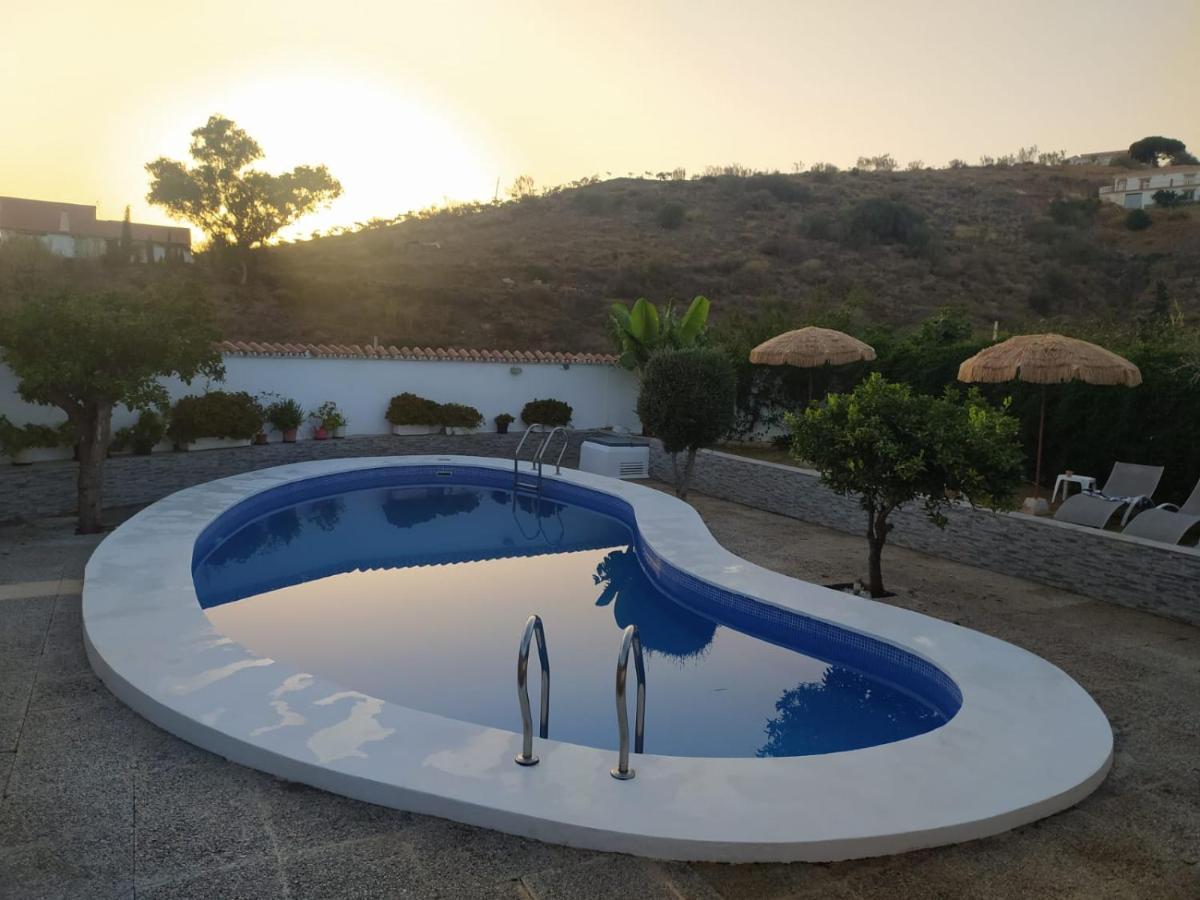 Villa Candela En Benajarafe Piscina Privada מראה חיצוני תמונה