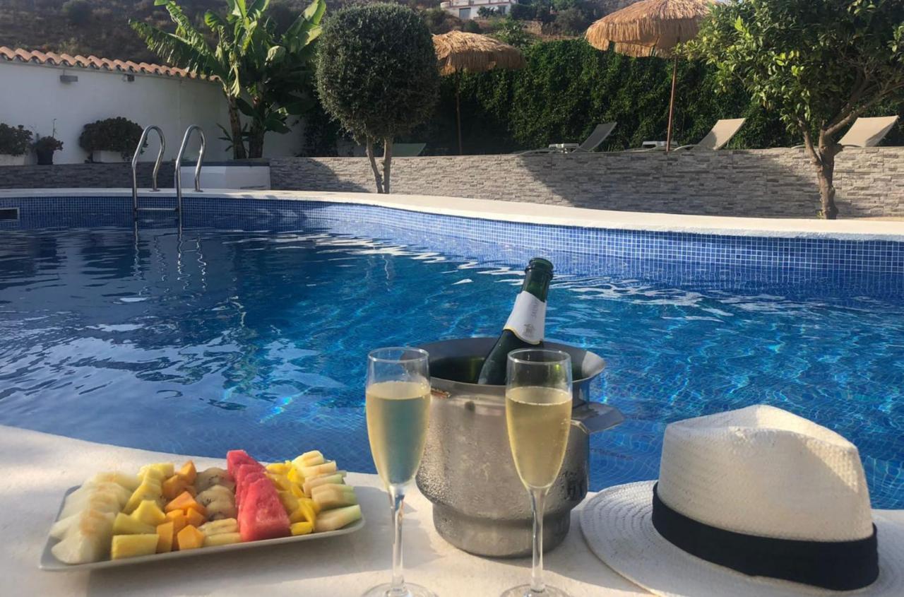 Villa Candela En Benajarafe Piscina Privada מראה חיצוני תמונה